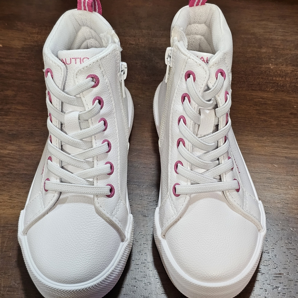 Nautica White Sneakers with Pink Highlights